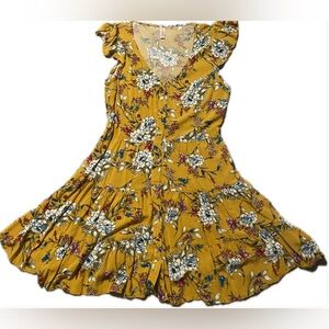Women’s xhilaration Yellow Floral spring or summer Dress in size medium